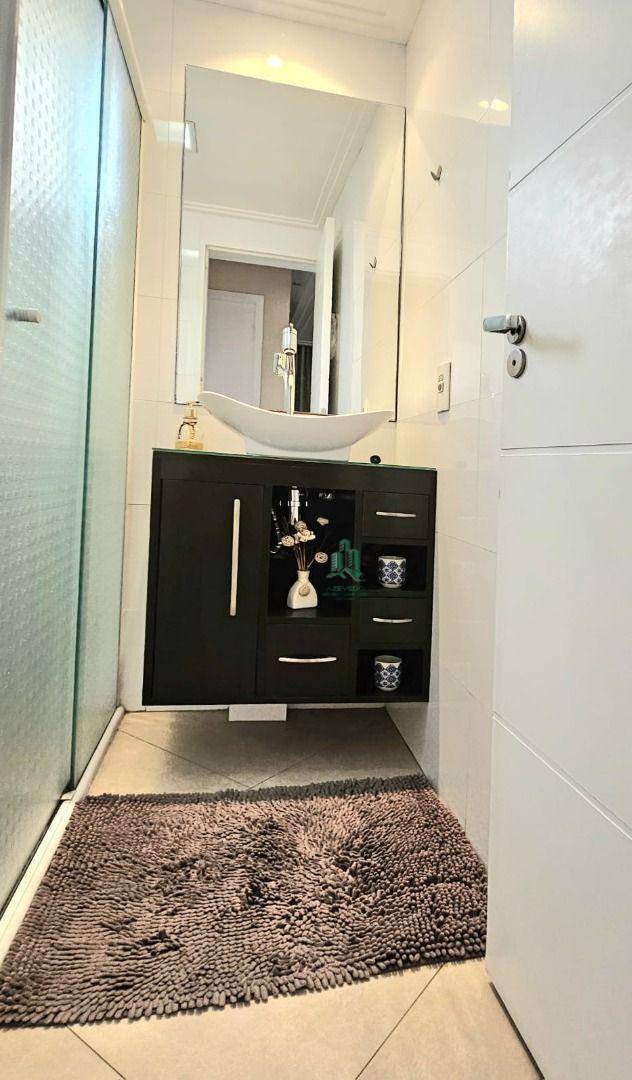 Apartamento à venda com 2 quartos, 83m² - Foto 17