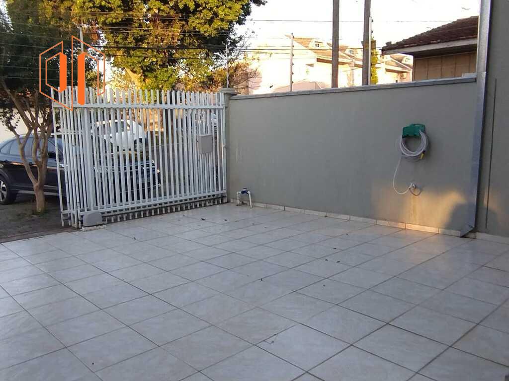 Sobrado à venda com 3 quartos, 170m² - Foto 2