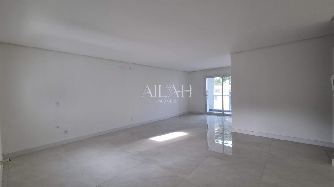 Apartamento à venda com 3 quartos, 120m² - Foto 2
