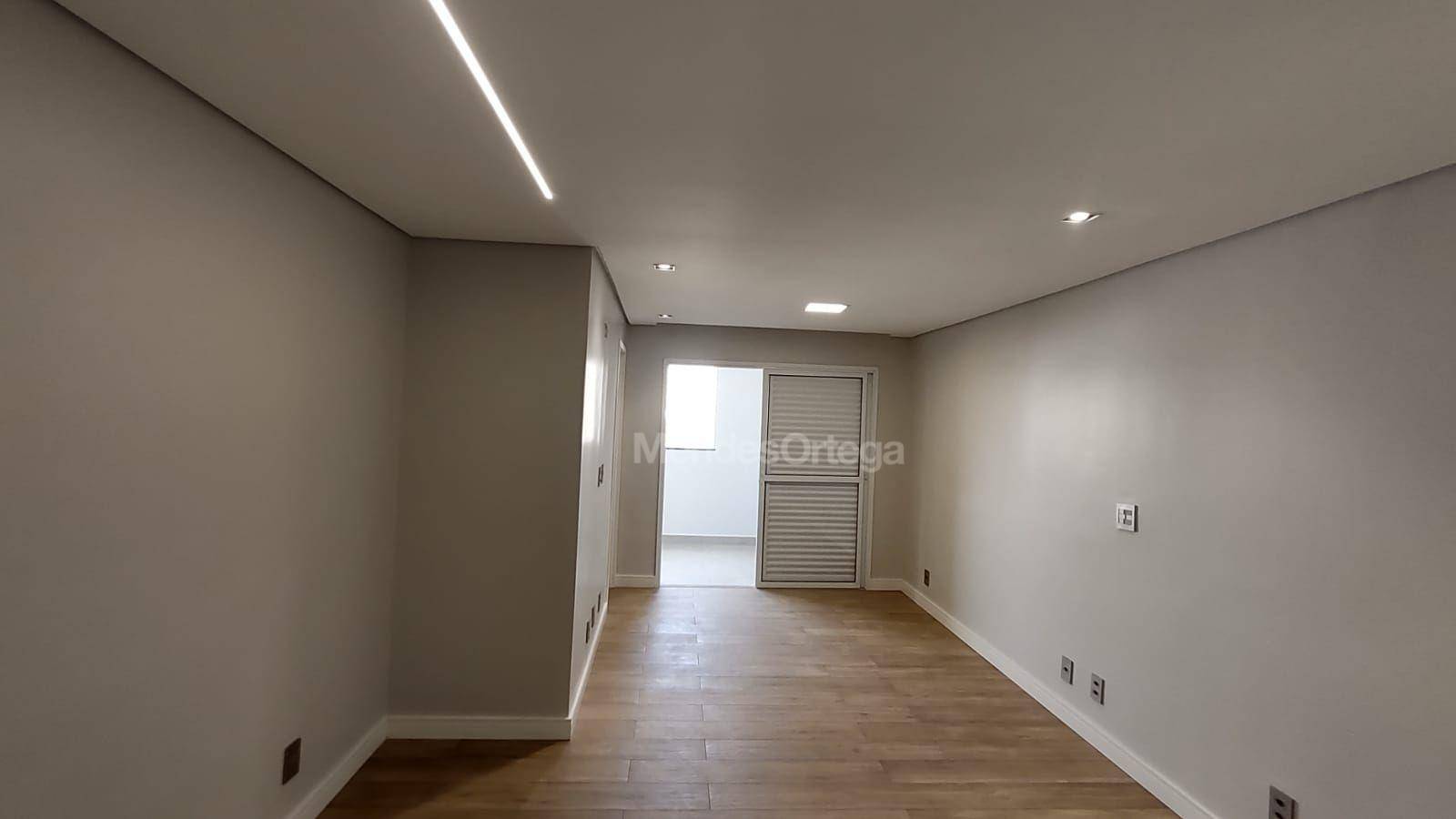 Apartamento à venda com 4 quartos, 322m² - Foto 4