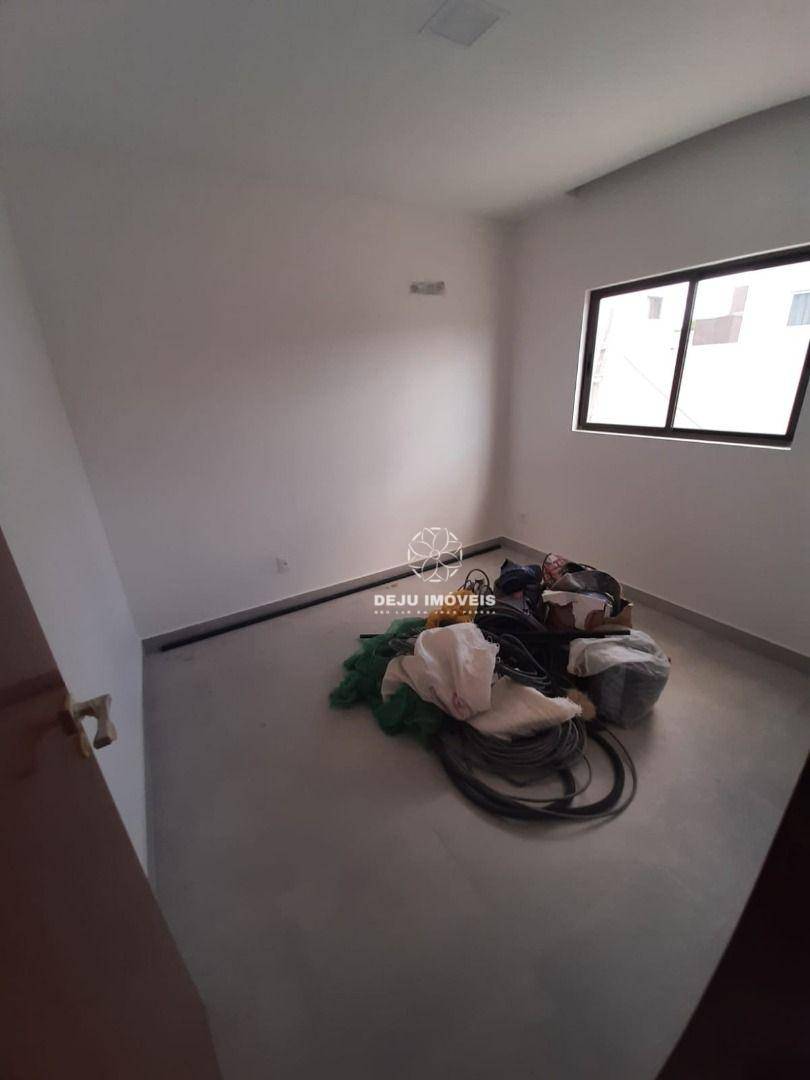 Casa à venda com 3 quartos, 100m² - Foto 8