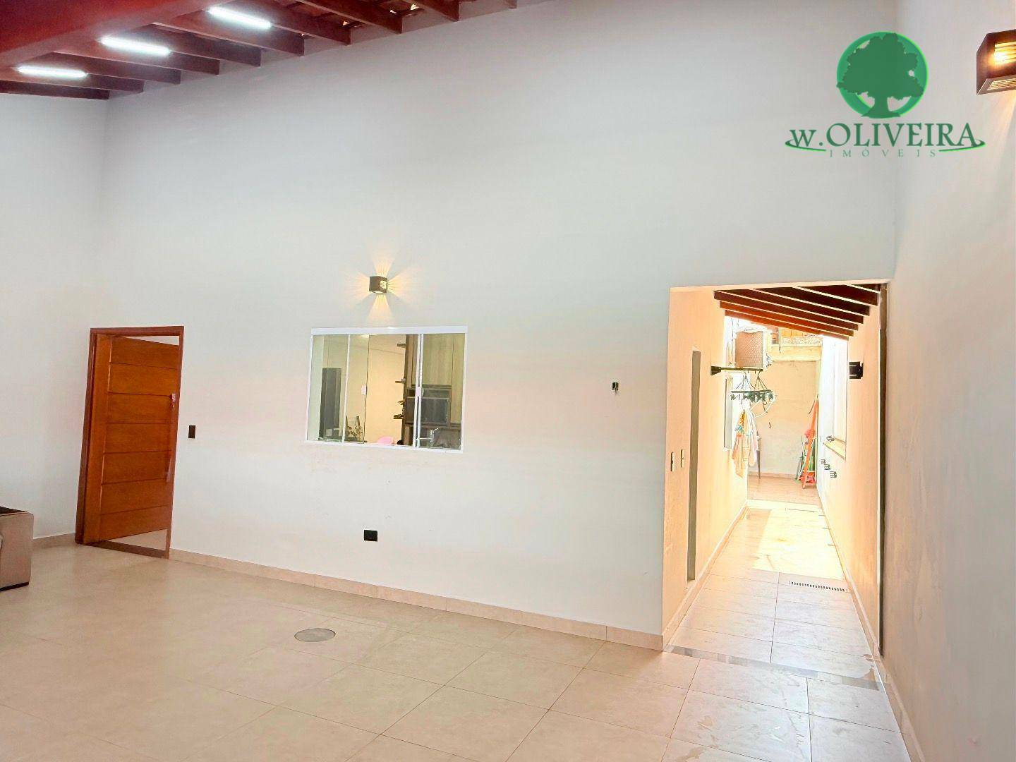 Casa à venda com 2 quartos, 120m² - Foto 3