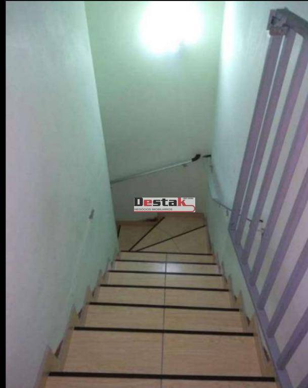 Sobrado à venda com 2 quartos, 120m² - Foto 17