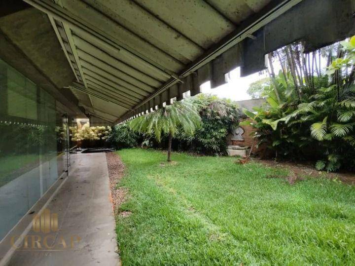 Casa para alugar com 9 quartos, 373m² - Foto 3