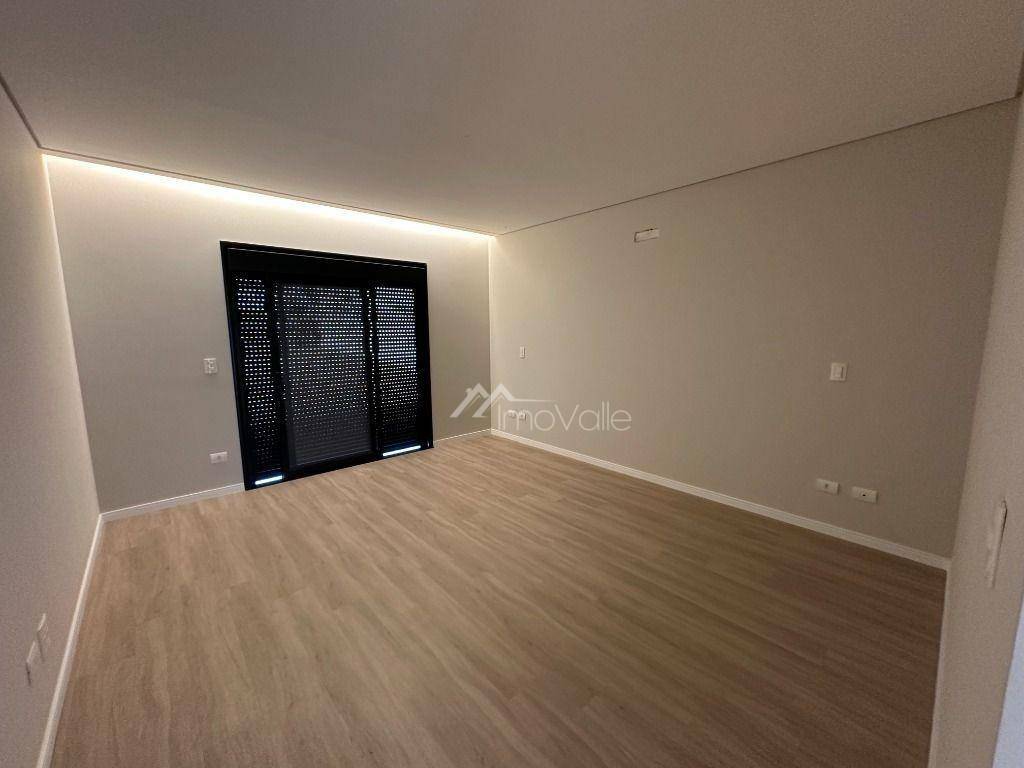 Casa de Condomínio à venda com 4 quartos, 370m² - Foto 24