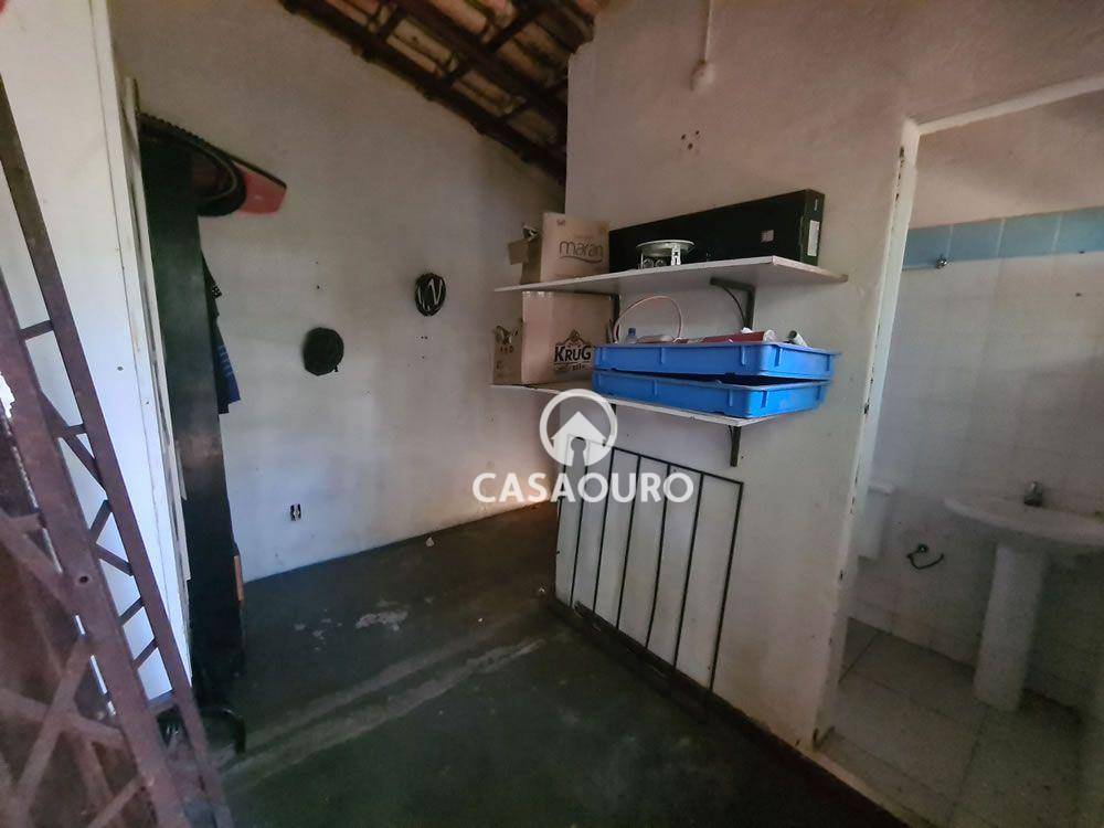 Casa de Condomínio à venda com 3 quartos, 350m² - Foto 19