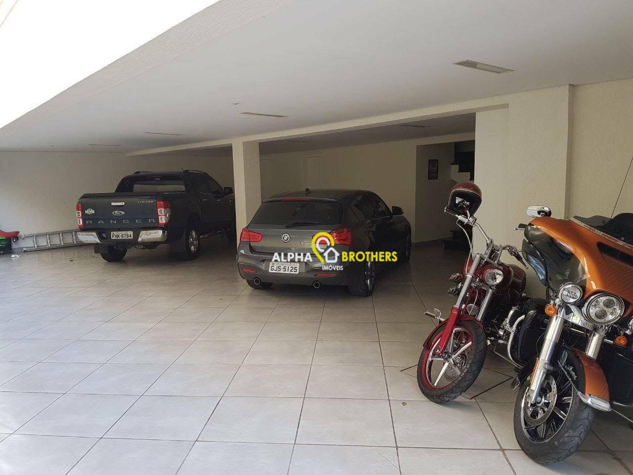 Casa de Condomínio à venda com 4 quartos, 600m² - Foto 28