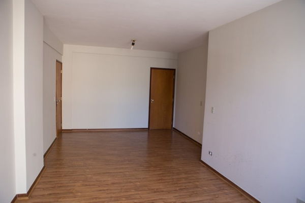 Apartamento à venda com 3 quartos, 133m² - Foto 3