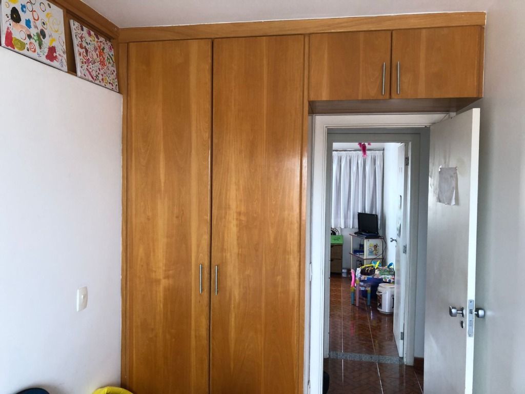 Apartamento à venda com 4 quartos, 160m² - Foto 15