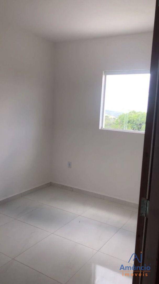 Apartamento à venda com 3 quartos, 64m² - Foto 12