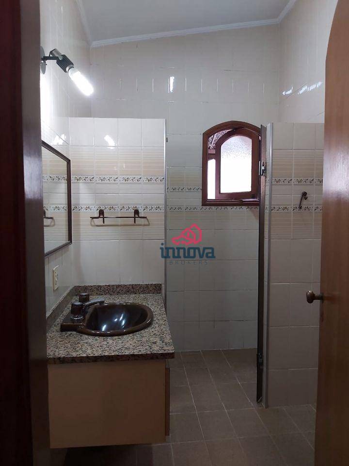 Sobrado à venda com 4 quartos, 240m² - Foto 54