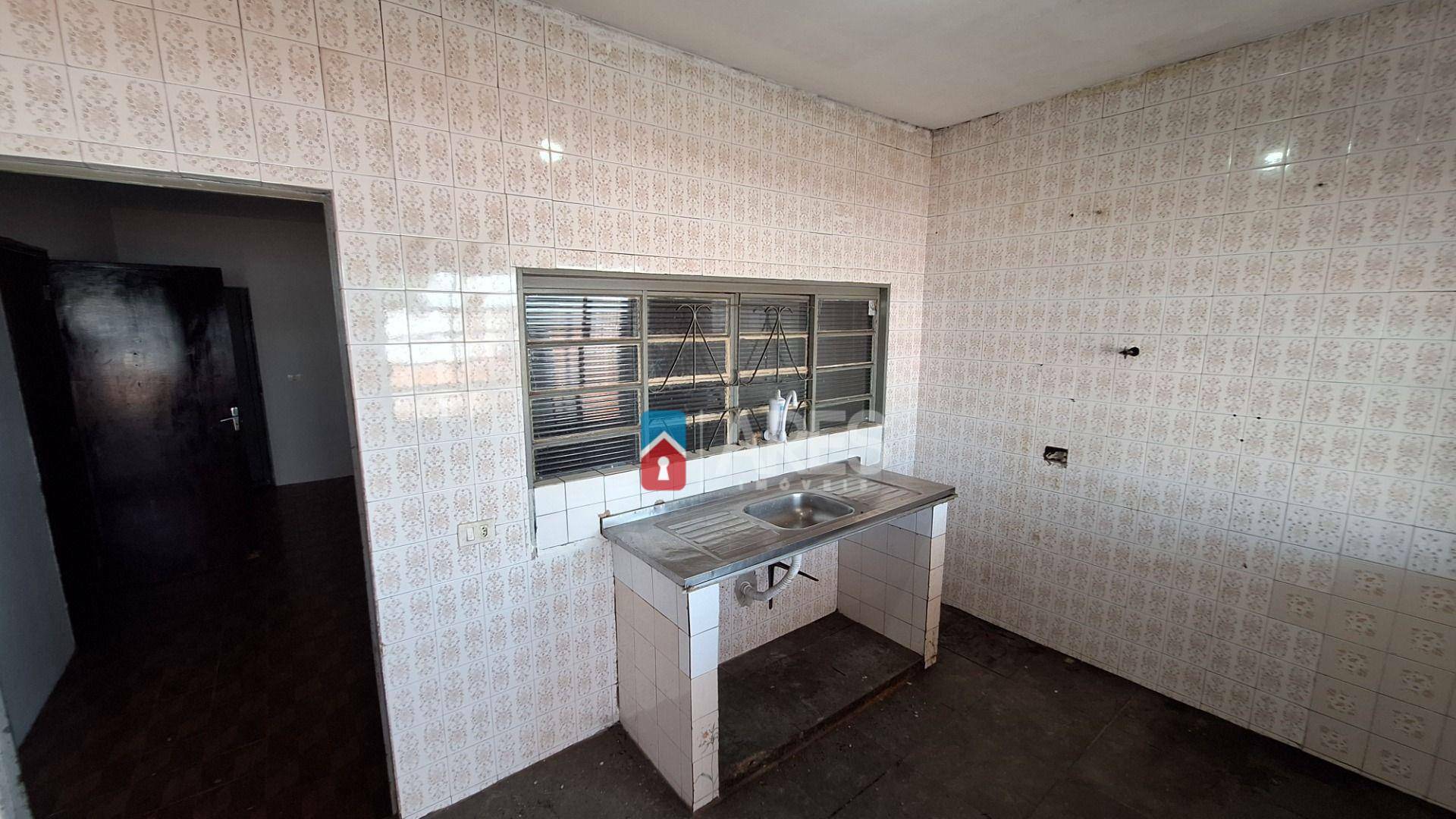 Casa à venda com 5 quartos, 169m² - Foto 14