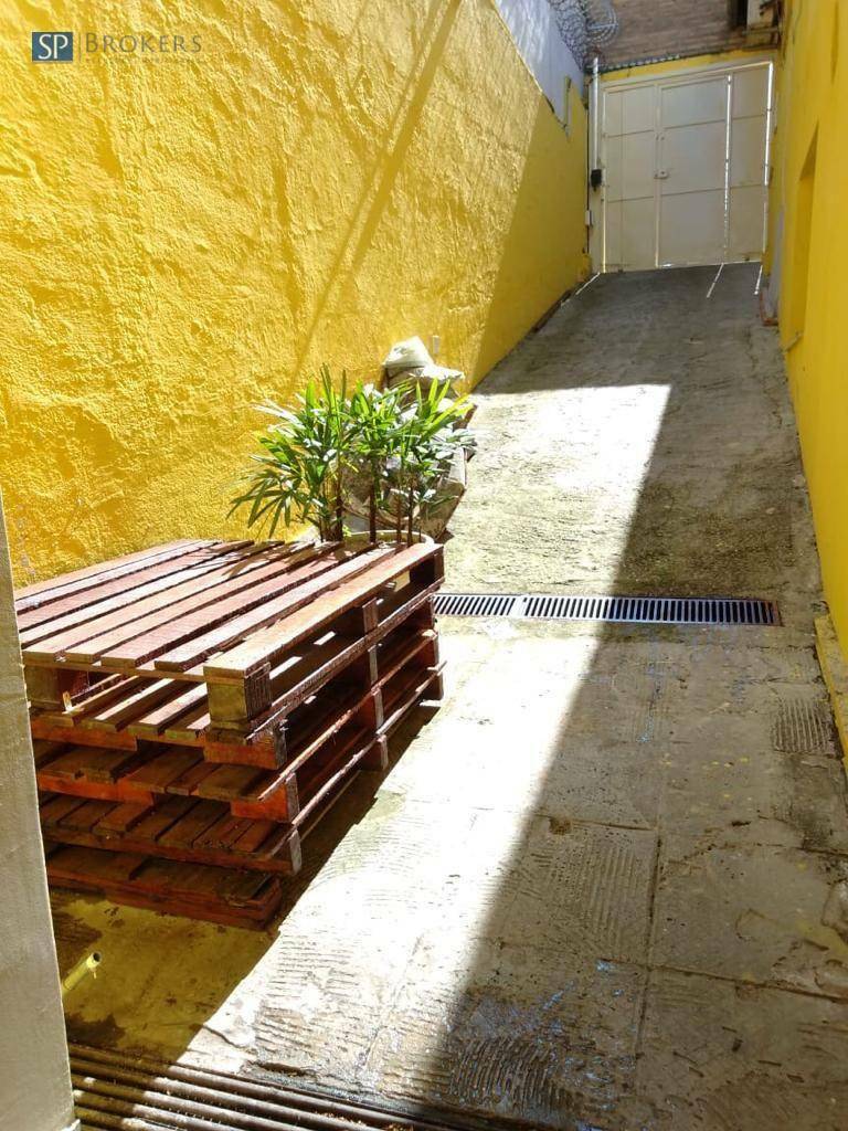 Casa à venda e aluguel com 15 quartos, 260m² - Foto 2