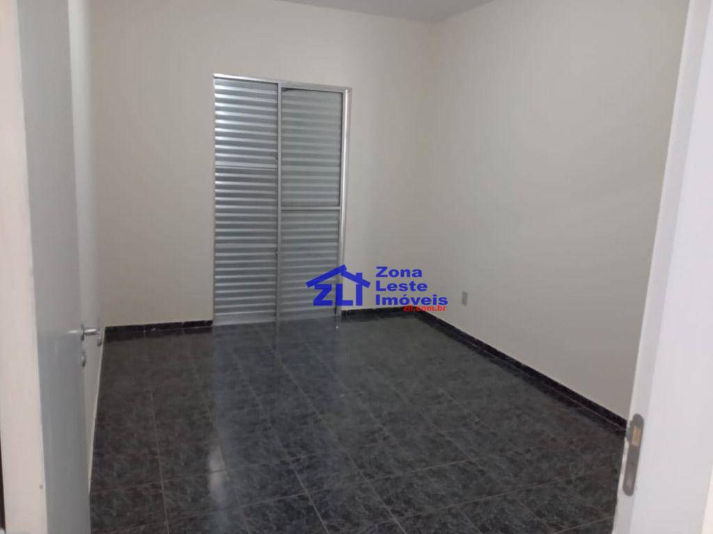 Sobrado à venda com 2 quartos, 140m² - Foto 2