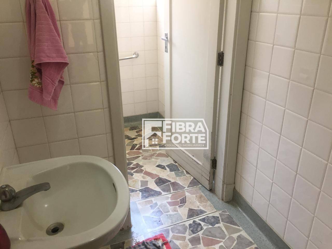 Casa à venda com 4 quartos, 190m² - Foto 12