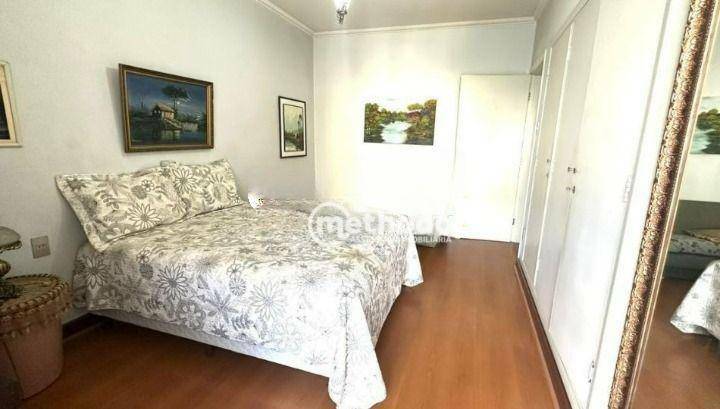 Apartamento à venda com 2 quartos, 105m² - Foto 9