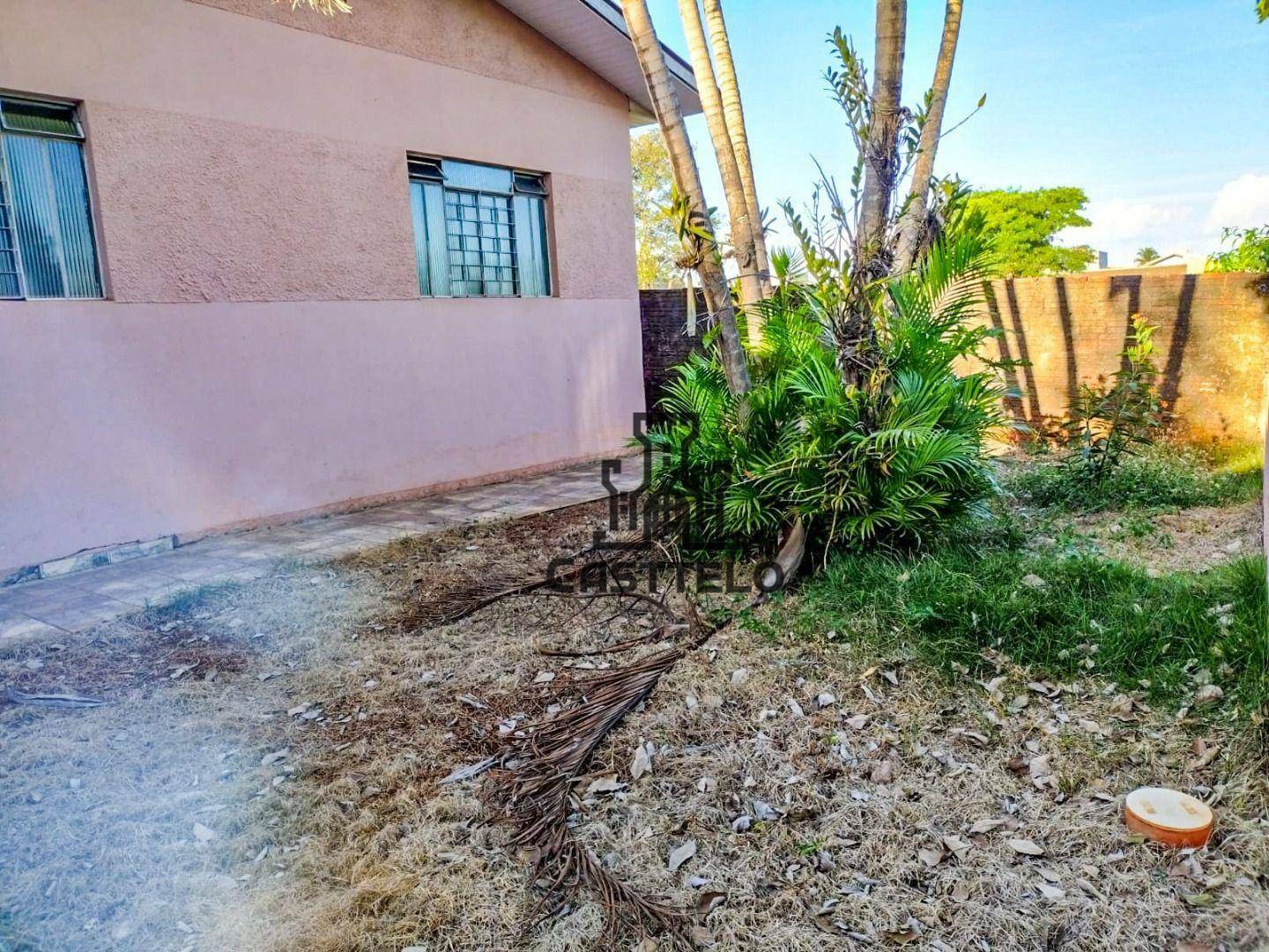 Casa à venda com 3 quartos, 307M2 - Foto 4