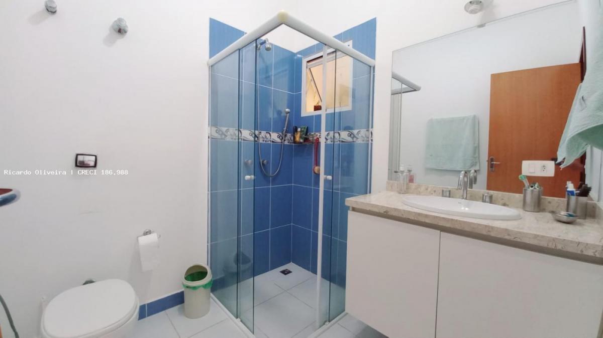 Casa de Condomínio à venda com 3 quartos, 270m² - Foto 12