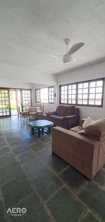 Casa à venda com 4 quartos, 150m² - Foto 5
