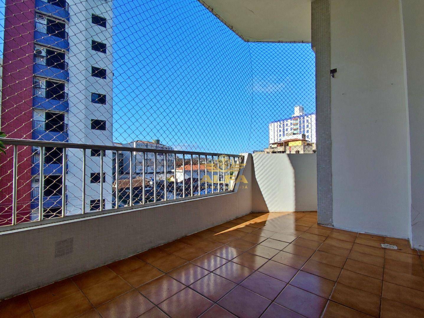 Apartamento à venda com 2 quartos, 70m² - Foto 2