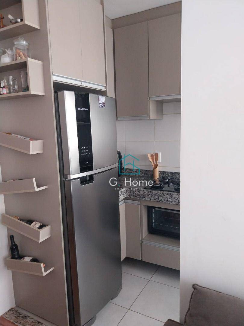 Apartamento à venda com 2 quartos, 46m² - Foto 11