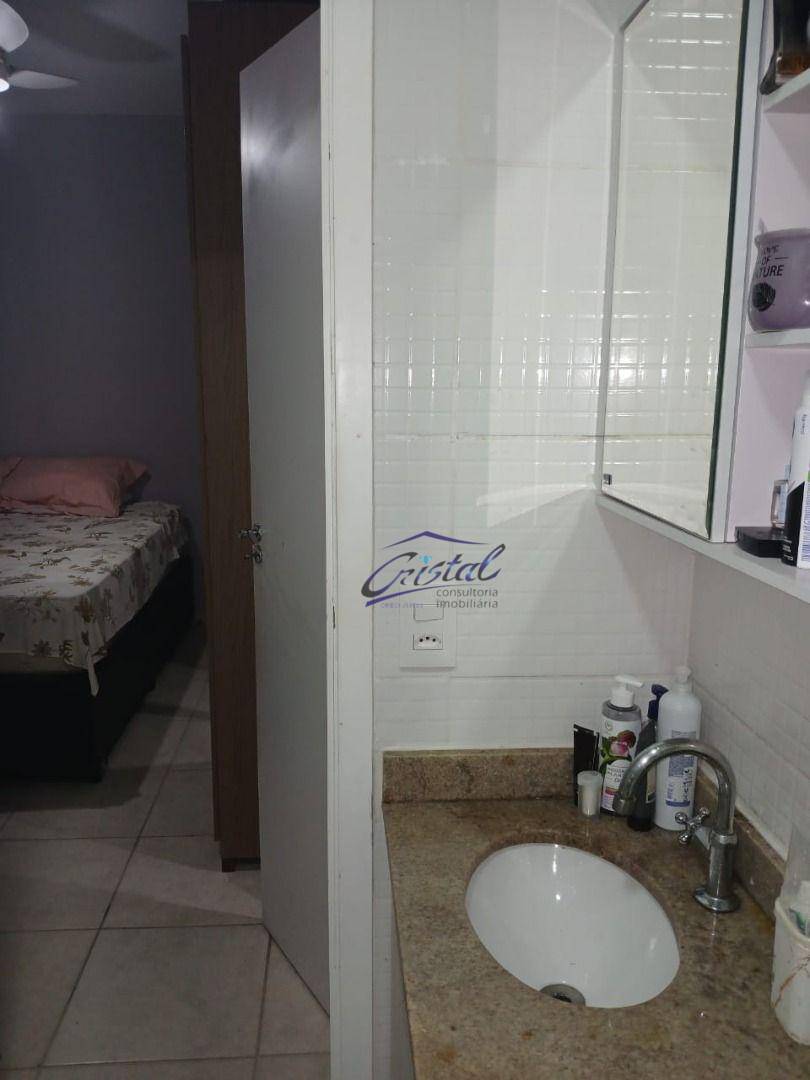 Apartamento à venda com 3 quartos, 74m² - Foto 21