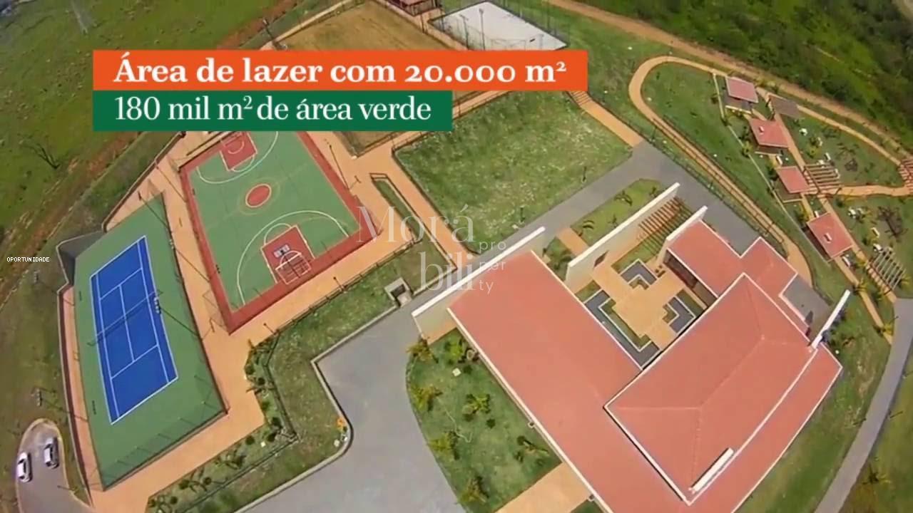 Casa de Condomínio à venda com 3 quartos, 300m² - Foto 1