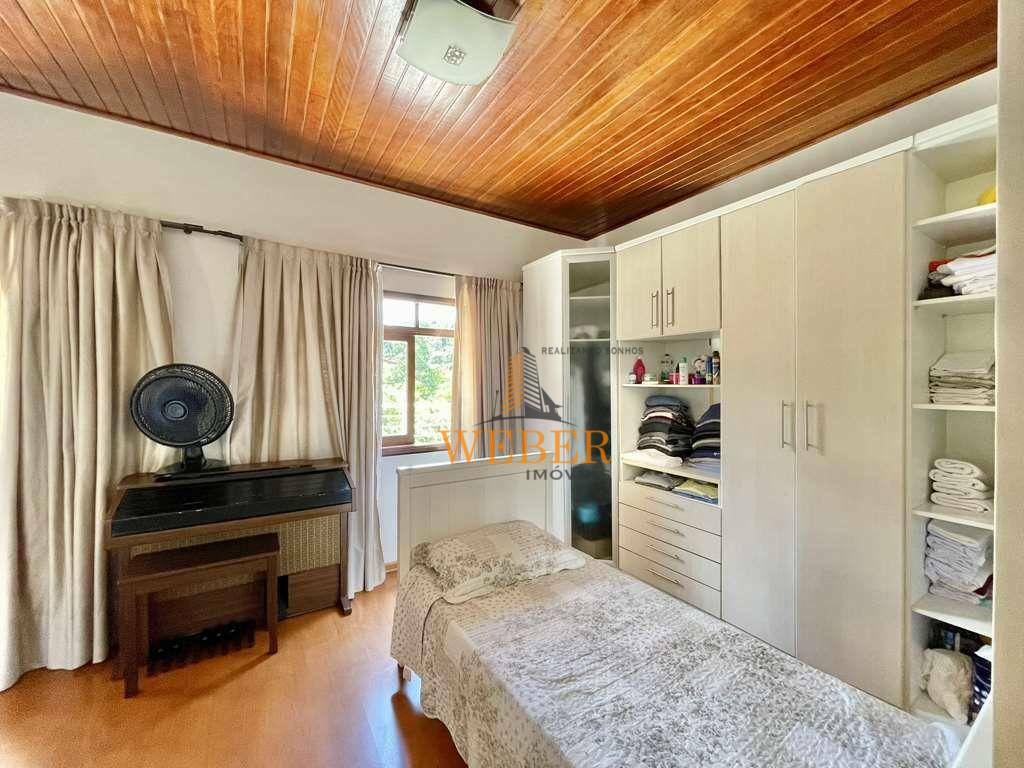 Casa de Condomínio à venda com 3 quartos, 216m² - Foto 34