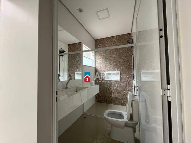Casa à venda com 4 quartos, 301m² - Foto 16