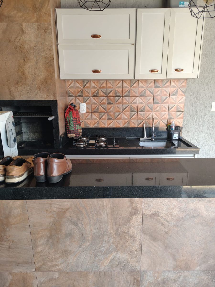 Casa à venda com 3 quartos, 177m² - Foto 9