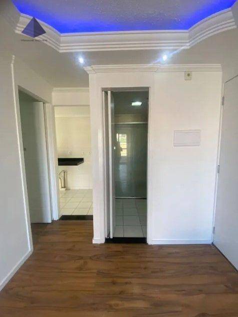 Apartamento à venda com 2 quartos, 43m² - Foto 3