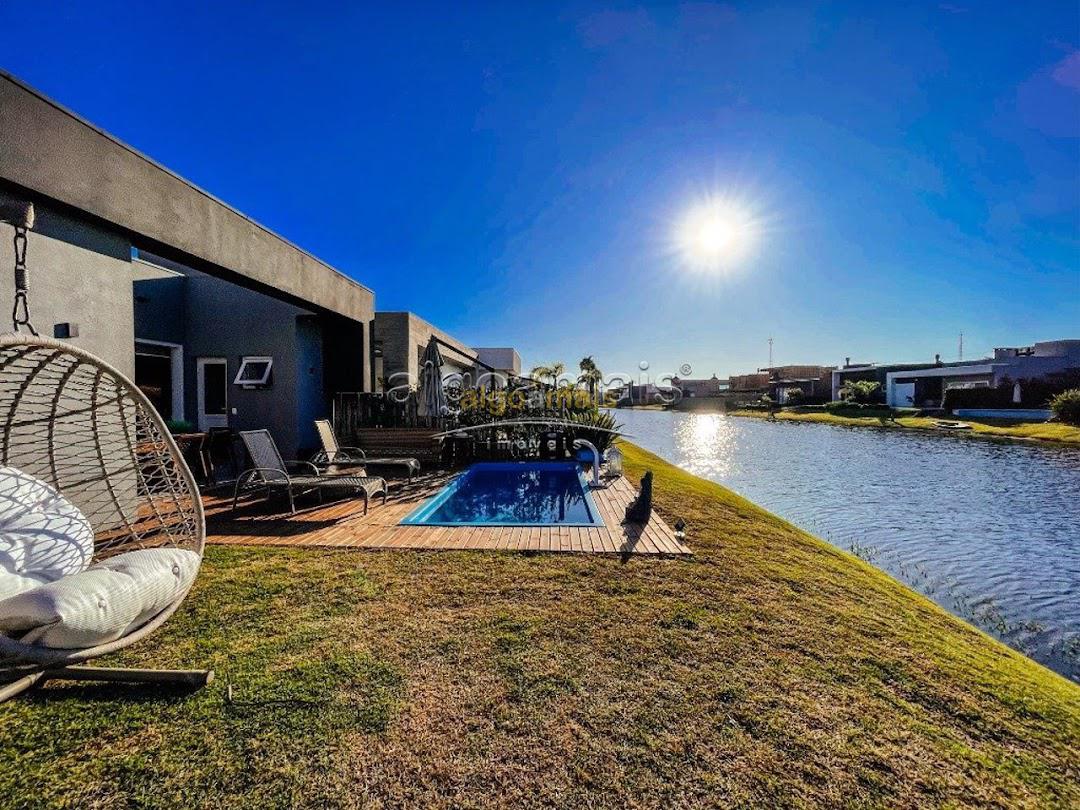 Casa à venda com 4 quartos, 187m² - Foto 50
