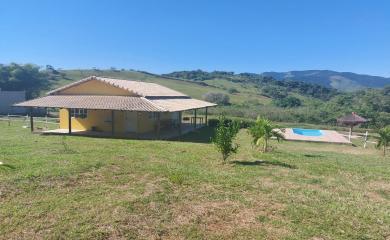 Fazenda à venda com 2 quartos, 4000m² - Foto 1