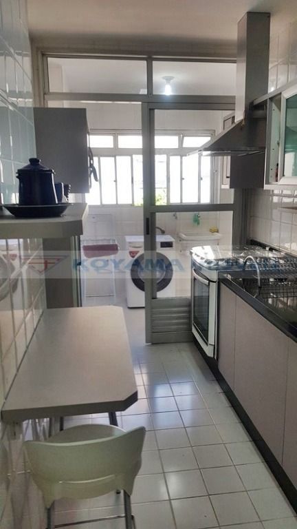 Apartamento à venda com 3 quartos, 81m² - Foto 32