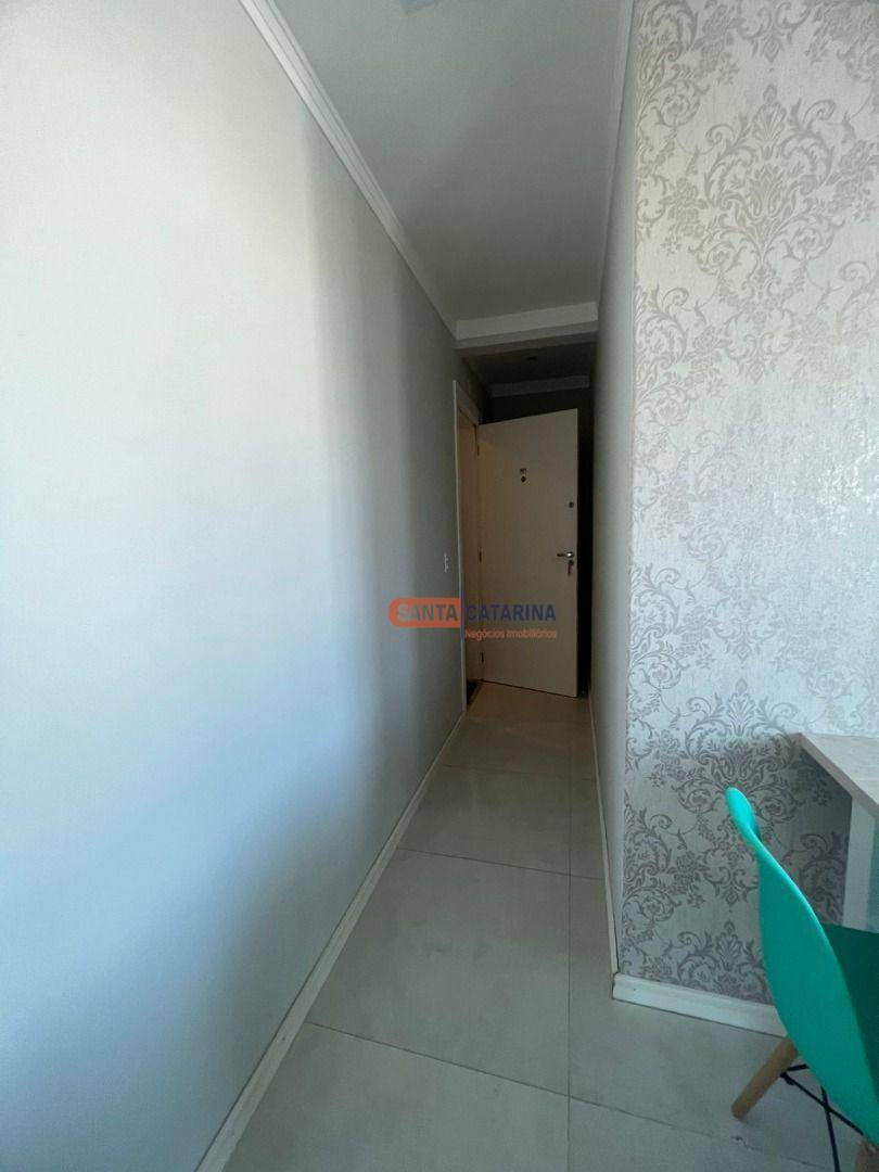 Apartamento à venda com 2 quartos, 68m² - Foto 8