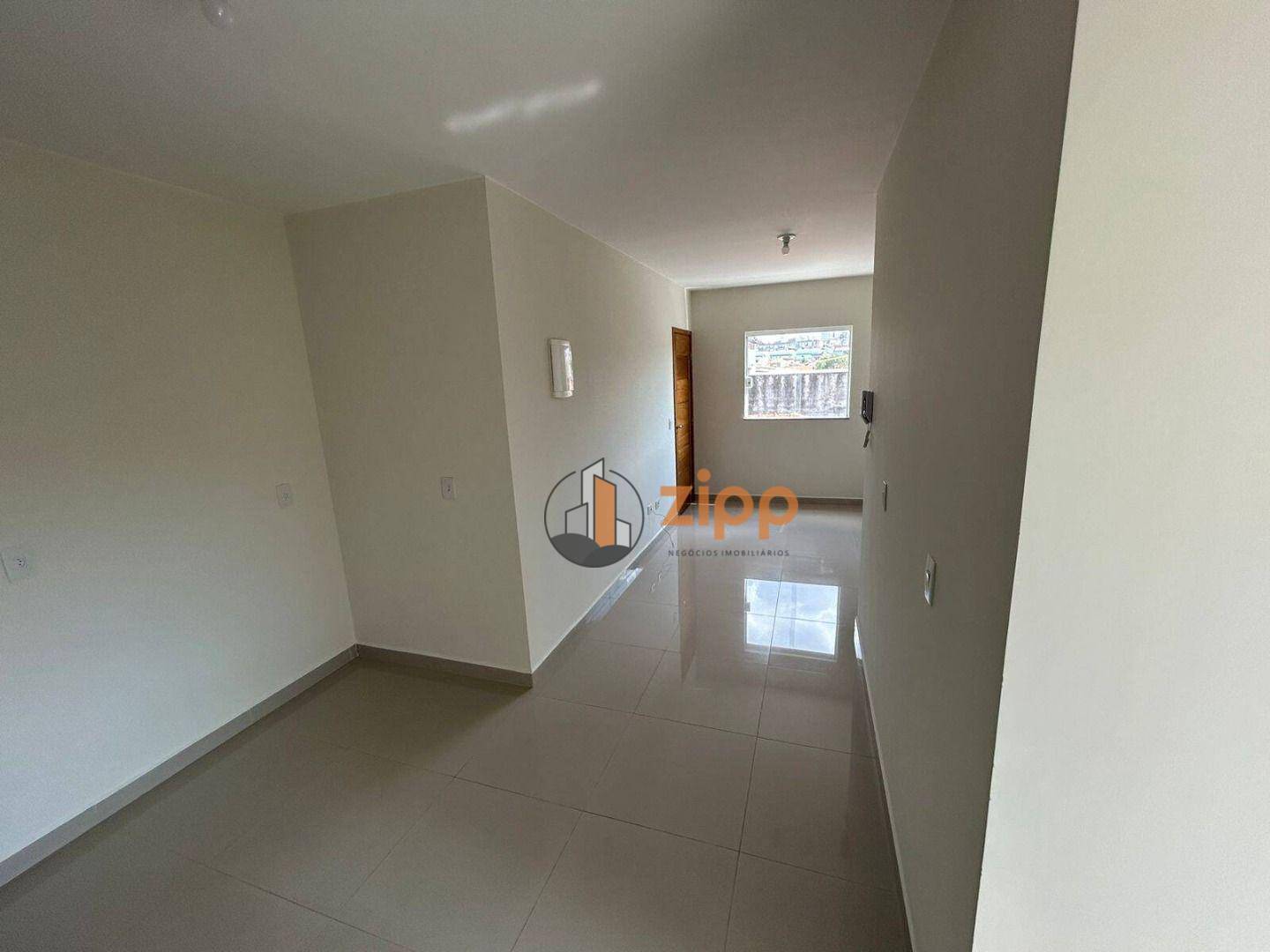 Casa para alugar com 2 quartos, 45m² - Foto 10