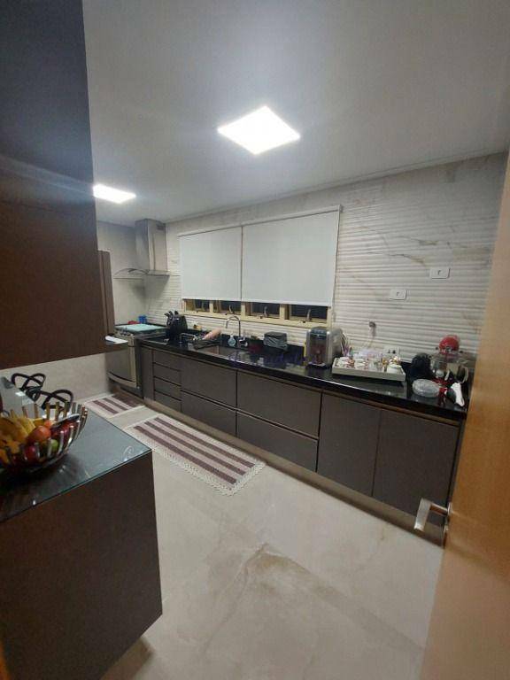 Apartamento à venda com 3 quartos, 148m² - Foto 11