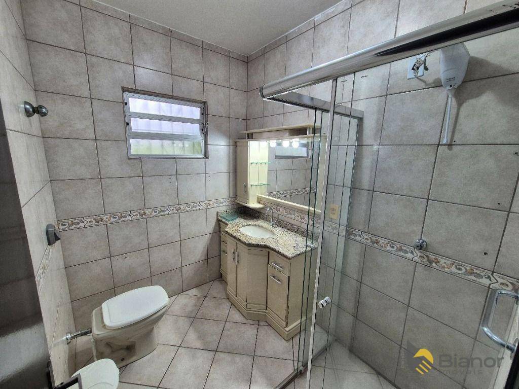 Casa à venda e aluguel com 3 quartos, 240m² - Foto 28