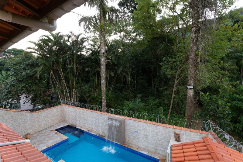 Sobrado à venda com 3 quartos, 250m² - Foto 25