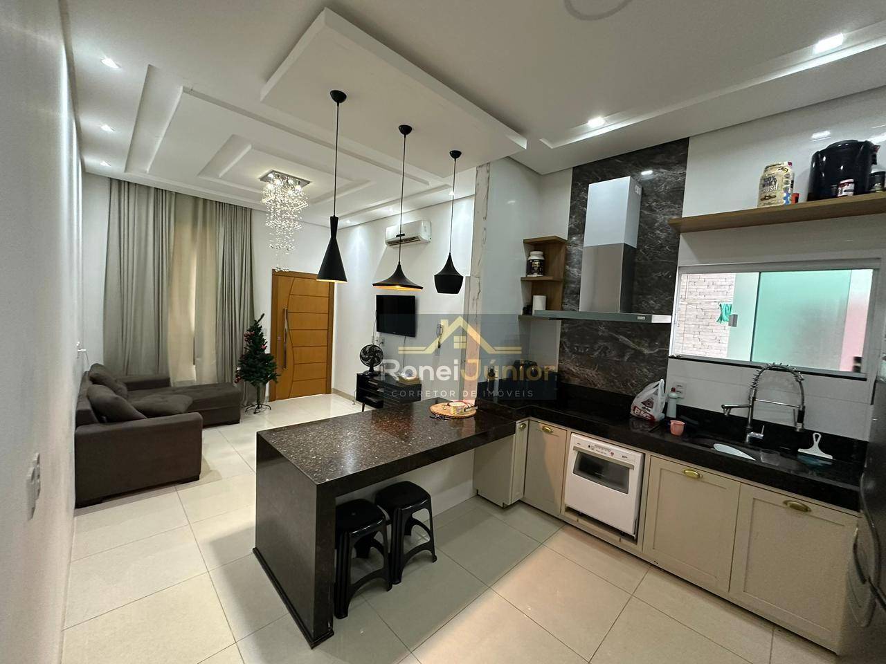 Casa, 3 quartos, 82 m² - Foto 1