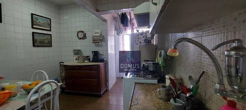 Apartamento à venda com 2 quartos, 75m² - Foto 8