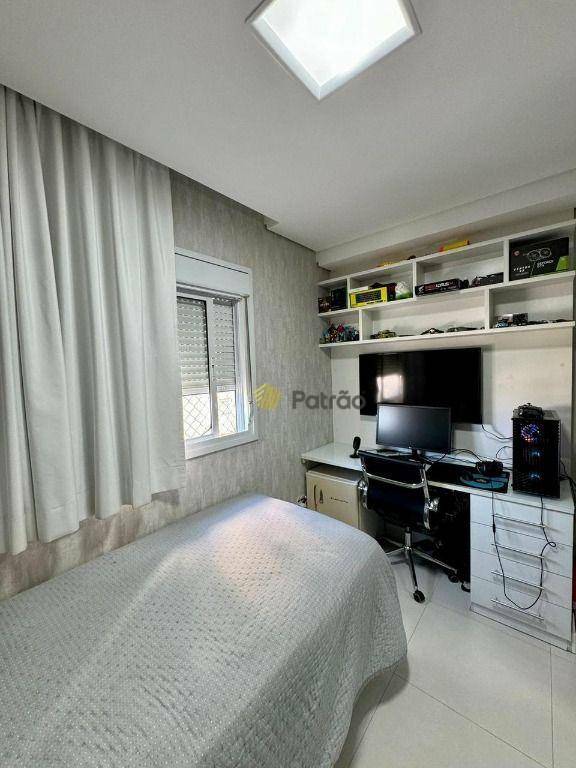 Apartamento à venda com 3 quartos, 155m² - Foto 29