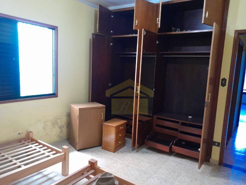 Casa à venda com 2 quartos, 100m² - Foto 17