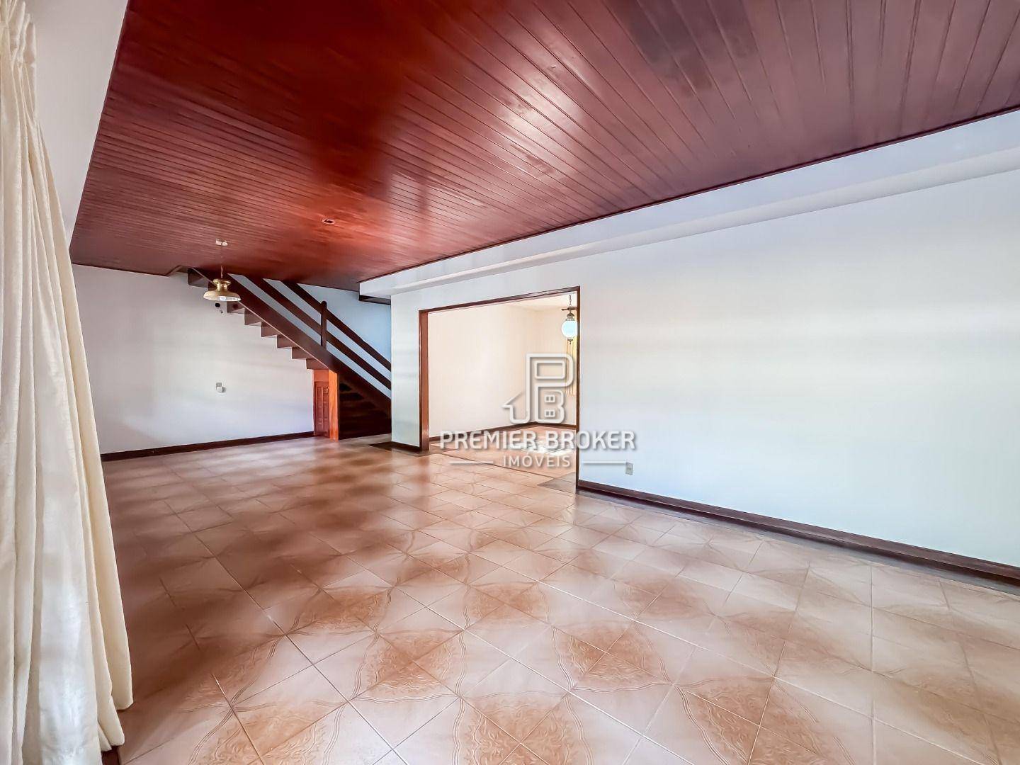 Casa de Condomínio à venda com 4 quartos, 250m² - Foto 5