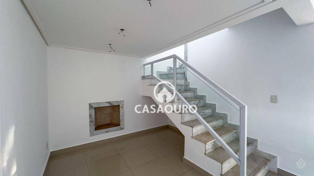 Casa de Condomínio à venda com 4 quartos, 165m² - Foto 4