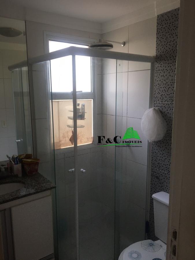 Apartamento à venda com 2 quartos, 80m² - Foto 11