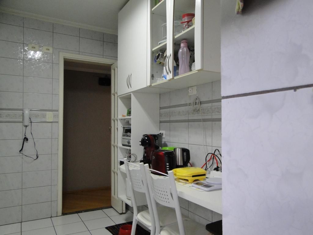 Apartamento à venda com 3 quartos, 110m² - Foto 13