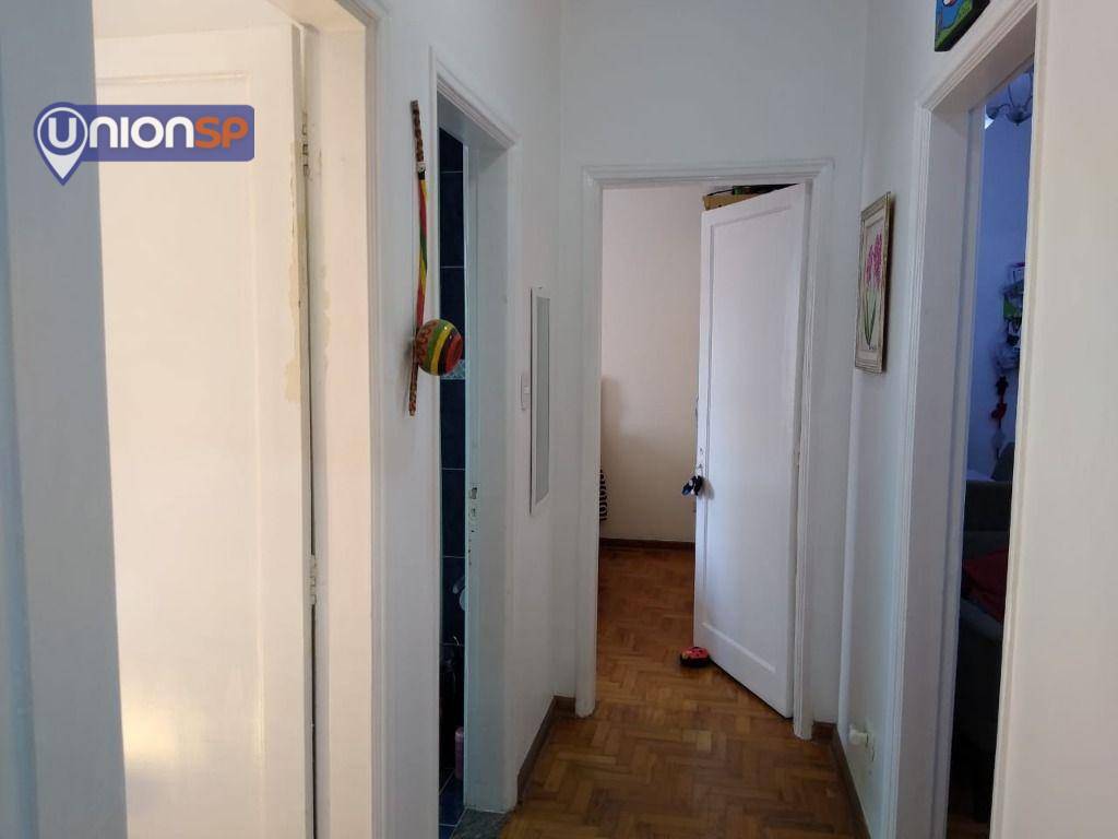 Apartamento à venda com 2 quartos, 60m² - Foto 18