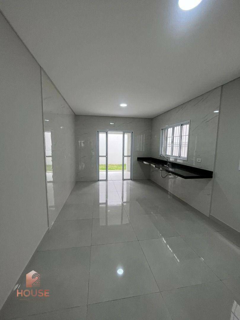 Sobrado à venda com 3 quartos, 114m² - Foto 4