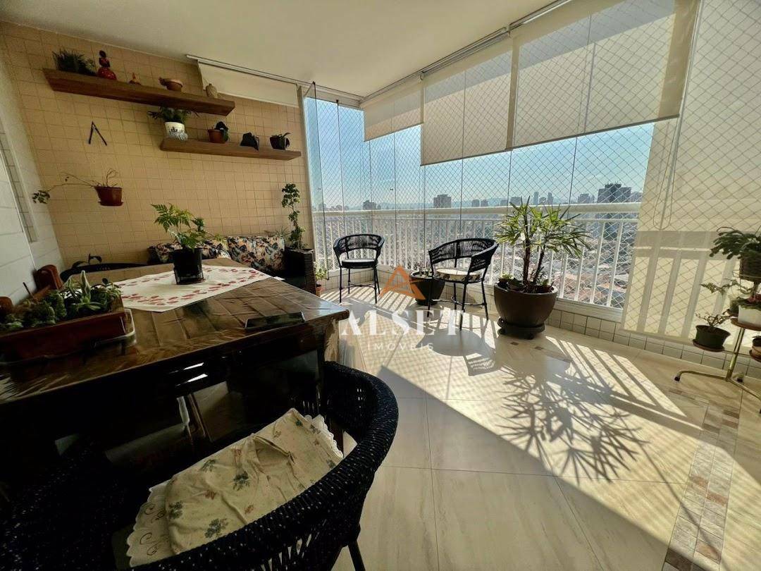 Apartamento à venda com 3 quartos, 113m² - Foto 2